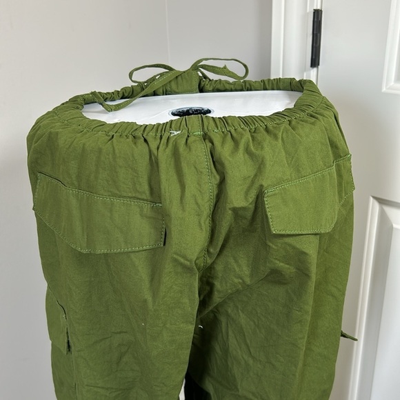 Anthropologie Pilcro Pull On Parachute Pants Dark Green Pockets Sz L NEW - Picture 11 of 16